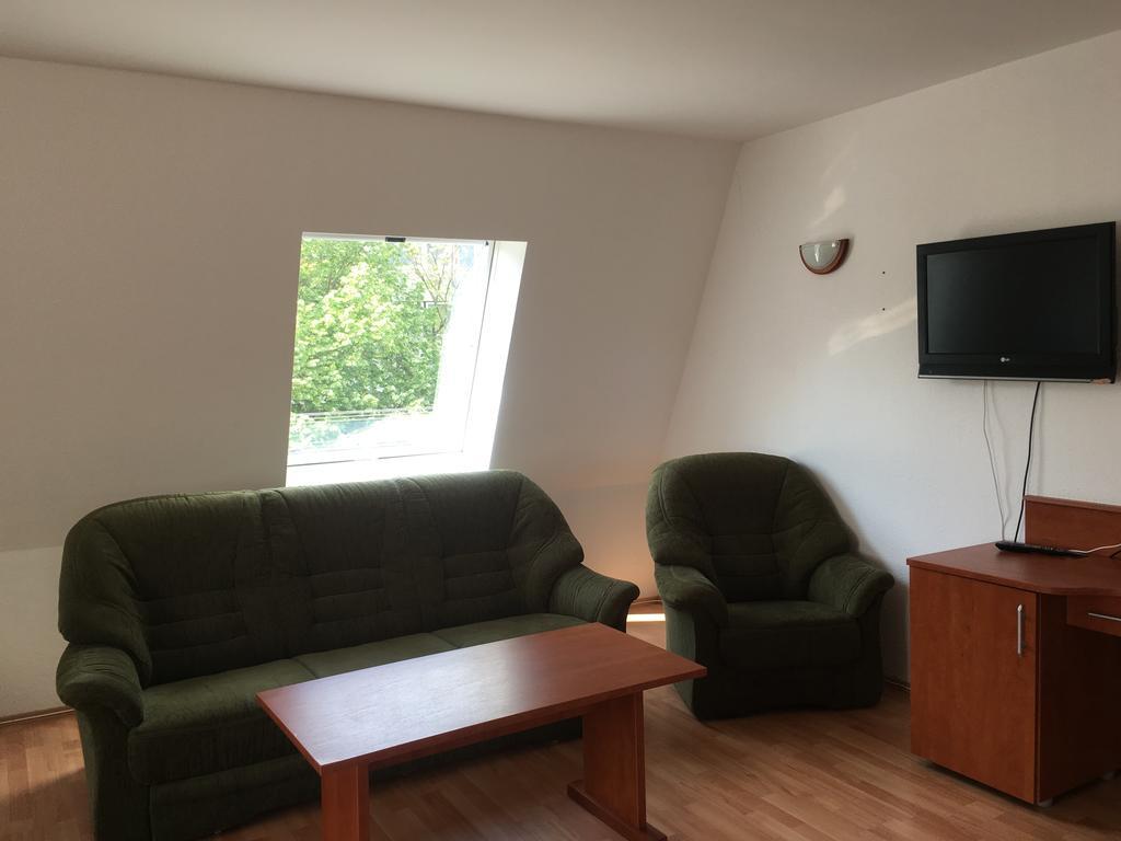 Hotel Kristaly Hajdúszoboszló Extérieur photo